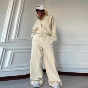 CASUAL TRACKSUIT - Image 2
