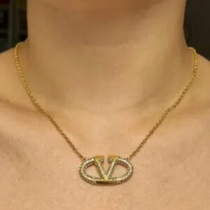 V Pattern Necklace - Image 1