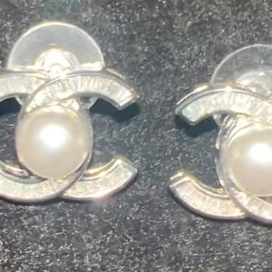 C shape Silver Earrings - Image 1