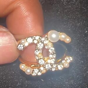 C Design style Ring - Image 1