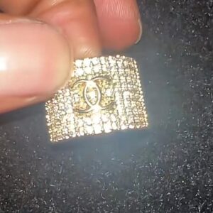 Luxury Ring - Image 1