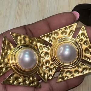 White Ball design earring - Image 1