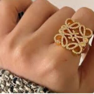 Crystal Styled Design ring - Image 1