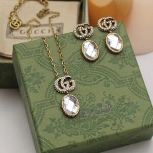 Crystal Design Jewelry - Image 1